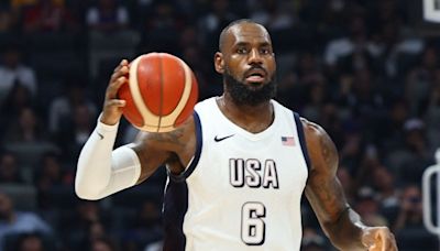 LeBron James named Team USA's male flag bearer