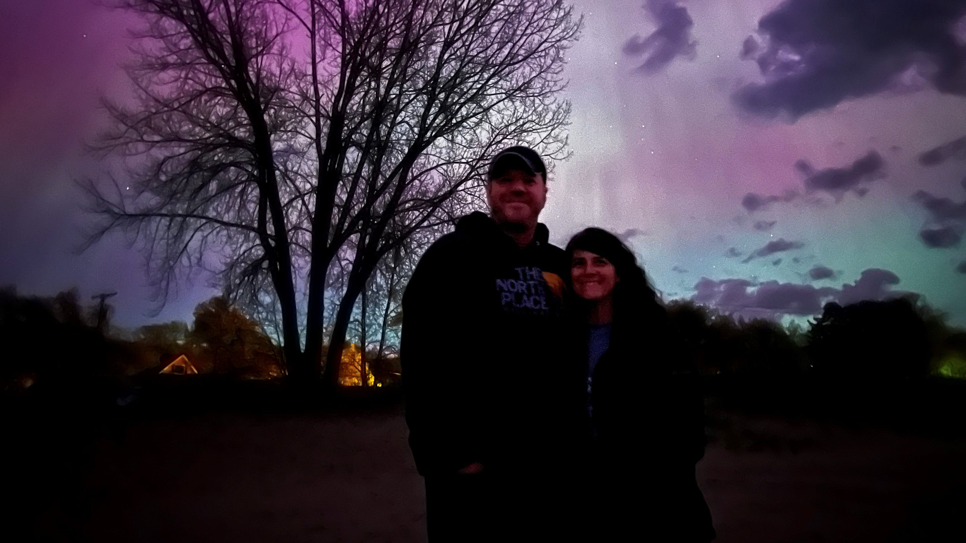 Seeing Northern Lights an emotional experience for Brownstown Twp. couple