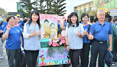 多元巧集體創作 力阿卡雲水浴佛車零油汙零廢氣 | 蕃新聞