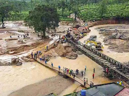 Top news of the day: Kerala CMO says chances of finding more Wayanad landslides survivors bleak; Supreme Court rules States can sub-classify SCs for quota, and more