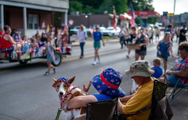 Star-spangled Town Meeting: Jersey Shore’s annual Independence Day parade draws crowds