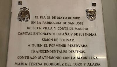 Se solicita la retirada de una placa franquista en la iglesia de San José en pleno centro de Madrid
