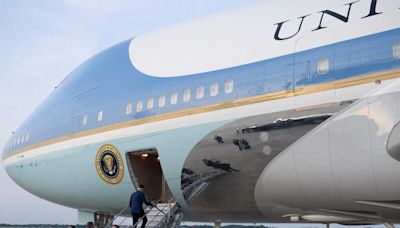 Bienvenue à bord d'Air Force One : cet avion présidentiel hors normes