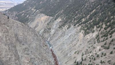 B.C. landslide: Fraser River’s landslide waters to reach Lower Mainland today