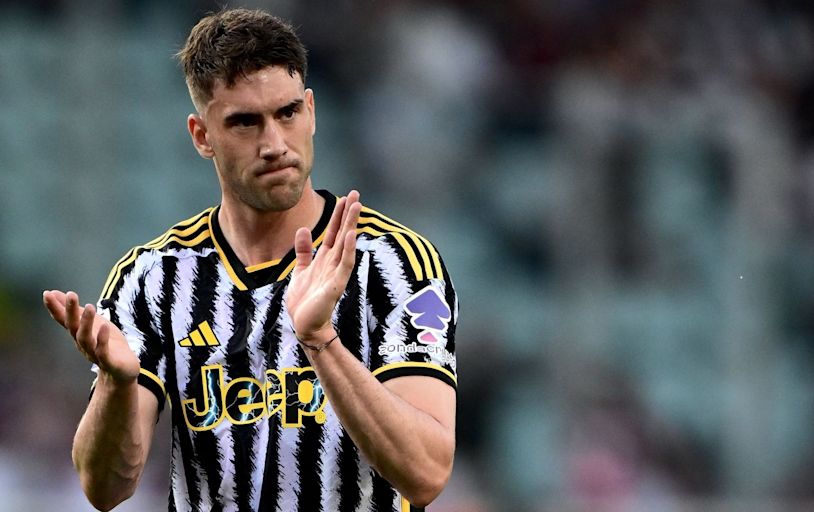 'I'm not Neymar, Eden Hazard or Lionel Messi!' - Dusan Vlahovic admits he isn't the kind of player that 'wows' audiences as Juventus star explains why he idolised Cristiano Ronaldo...