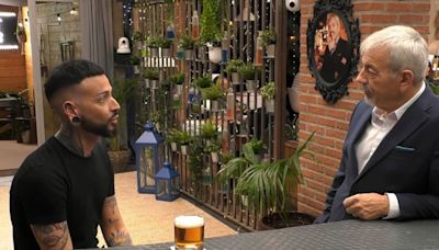 "No sé si tendría que haber venido": un soltero de 'First Dates' sorprende a Carlos Sobera con su historia