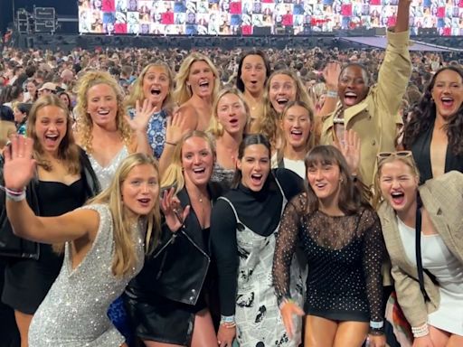 Surprise! USA water polo team gets tickets to see the Eras Tour in Paris from Taylor Swift