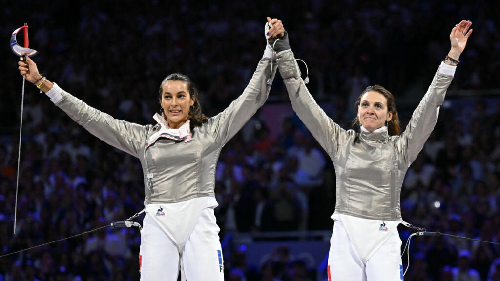 France win gold and silver in women's sabre at Paris Olympics