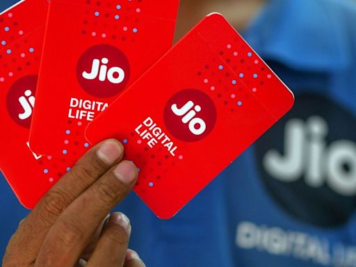 Reliance Jio introduces new ’true unlimited upgrade’ add-on plans amid customer backlash over tariff hikes | Mint