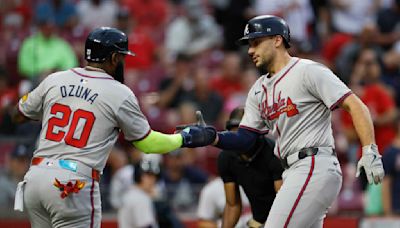 Ozuna homers, Urshela drives in 3 as Braves beat Reds 7-1