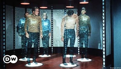 Recrean "holocubierta" de Star Trek para robots mediante IA