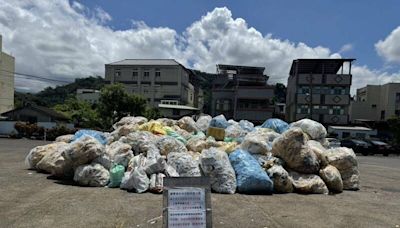 東勢上城停車場遭棄置廢果袋 改定時定點清運、農友亂丟要罰