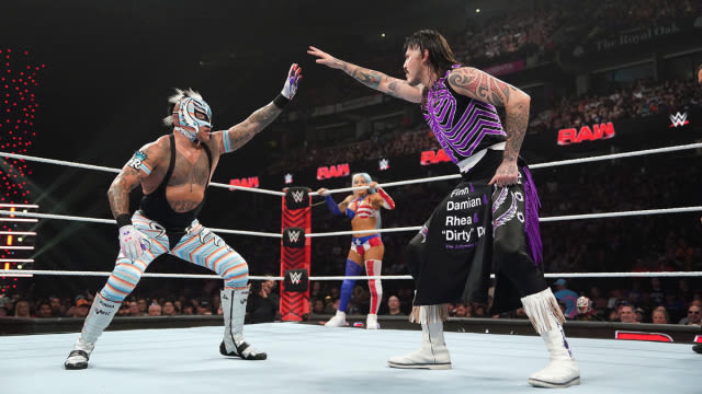 Does Dominik Mysterio Feel He’s in Rey Mysterio’s Shadow?