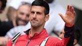 Novak Djokovic viaja a Wimbledon... ¿juega?