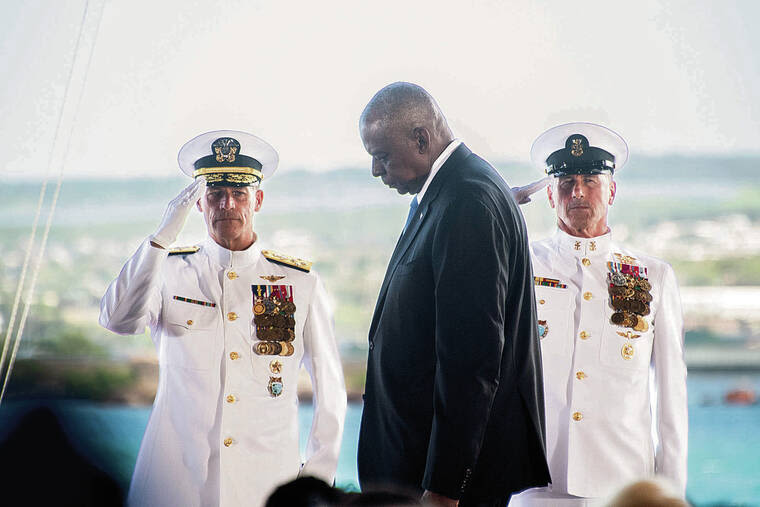 U.S. defense secretary meets leaders, presides over ceremony | Honolulu Star-Advertiser