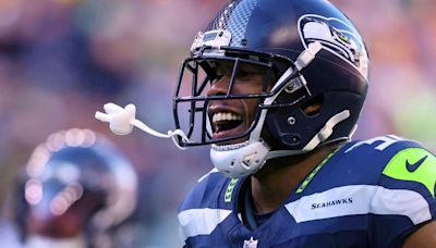 Seahawks open up cap space in deal with Michael Jackson | Notebook