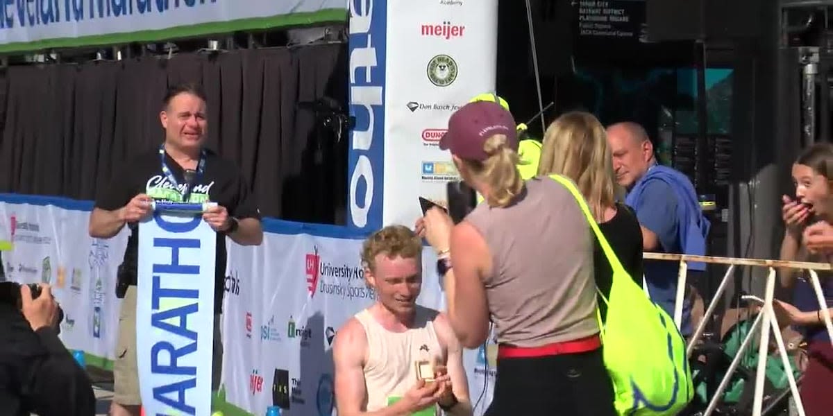 Marathon runner repeats win, proposes to girlfriend at the finish line