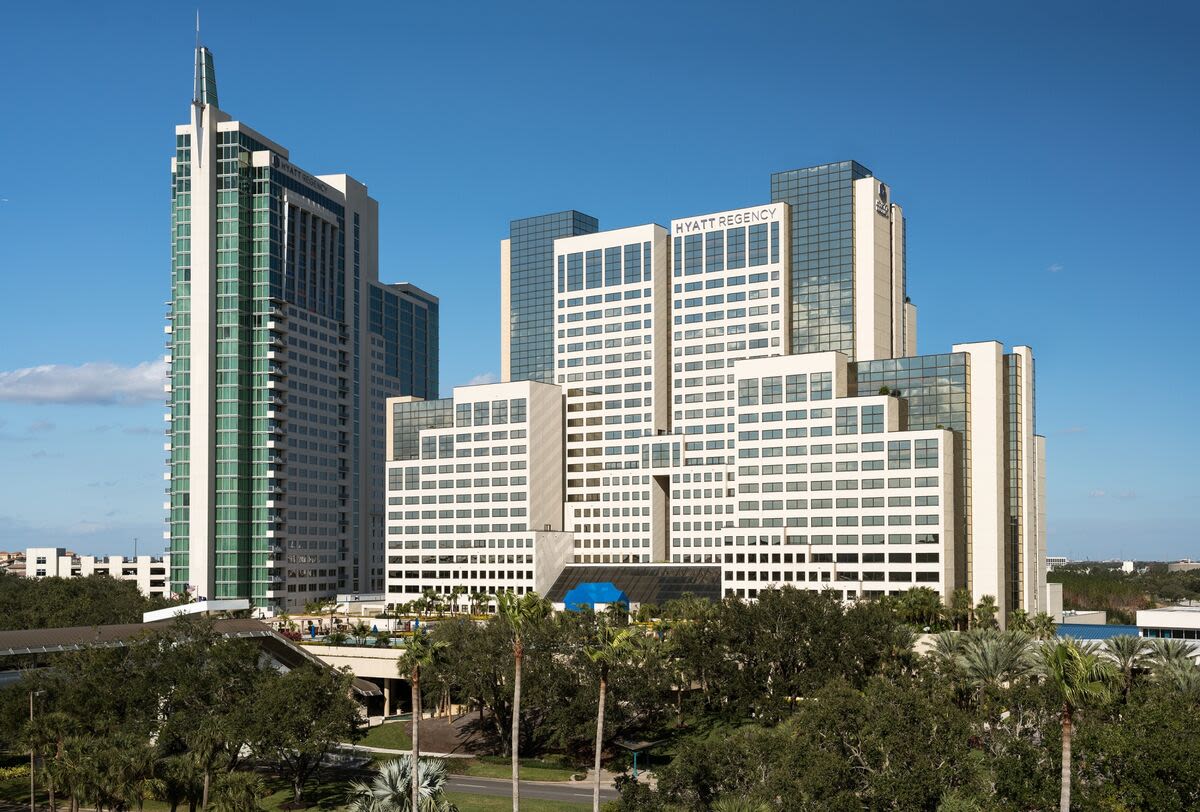 Ares JV Said to Near $1 Billion Deal for Hyatt Regency Orlando