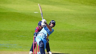 Malan magic keeps Yorkshire's Blast hopes alive in Rapids thriller