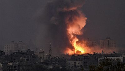 Ya son cerca de 34.000 muertos en Gaza, tras 24 horas de fuertes bombardeos en norte y sur