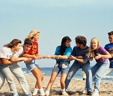 ‘Beverly Hills, 90210’ Cast Members Remember Shannen Doherty