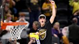 Patrick Mahomes, Candace Parker & more react to Caitlin Clark's epic Final Four performance; 'Caitlin is a PRO'