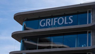 Grifols sale de las pérdidas con un beneficio de 36 millones hasta junio y reafirma sus cifras del año