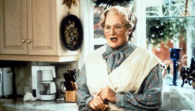 ‘Mrs. Doubtfire’ musical causes stir in San Francisco, is hammered for being 'transphobic'