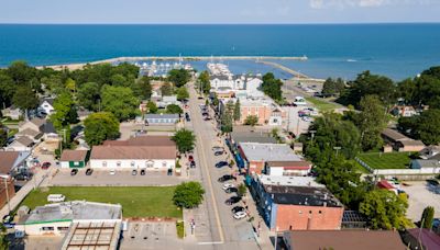 7 ways to ‘write your love story’ in this picturesque Michigan beach town