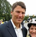 Gregor Robertson (politician)