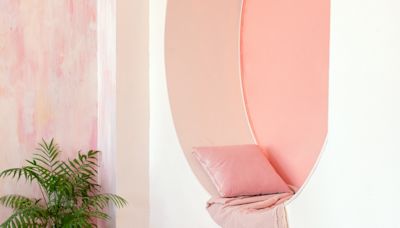 Aya Nakamura : elle a quitté Aulnay pour cette folle maison d'architecte rose bonbon en Provence