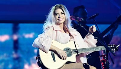 Shania Twain Shines in Come on Over Las Vegas Residency: Review