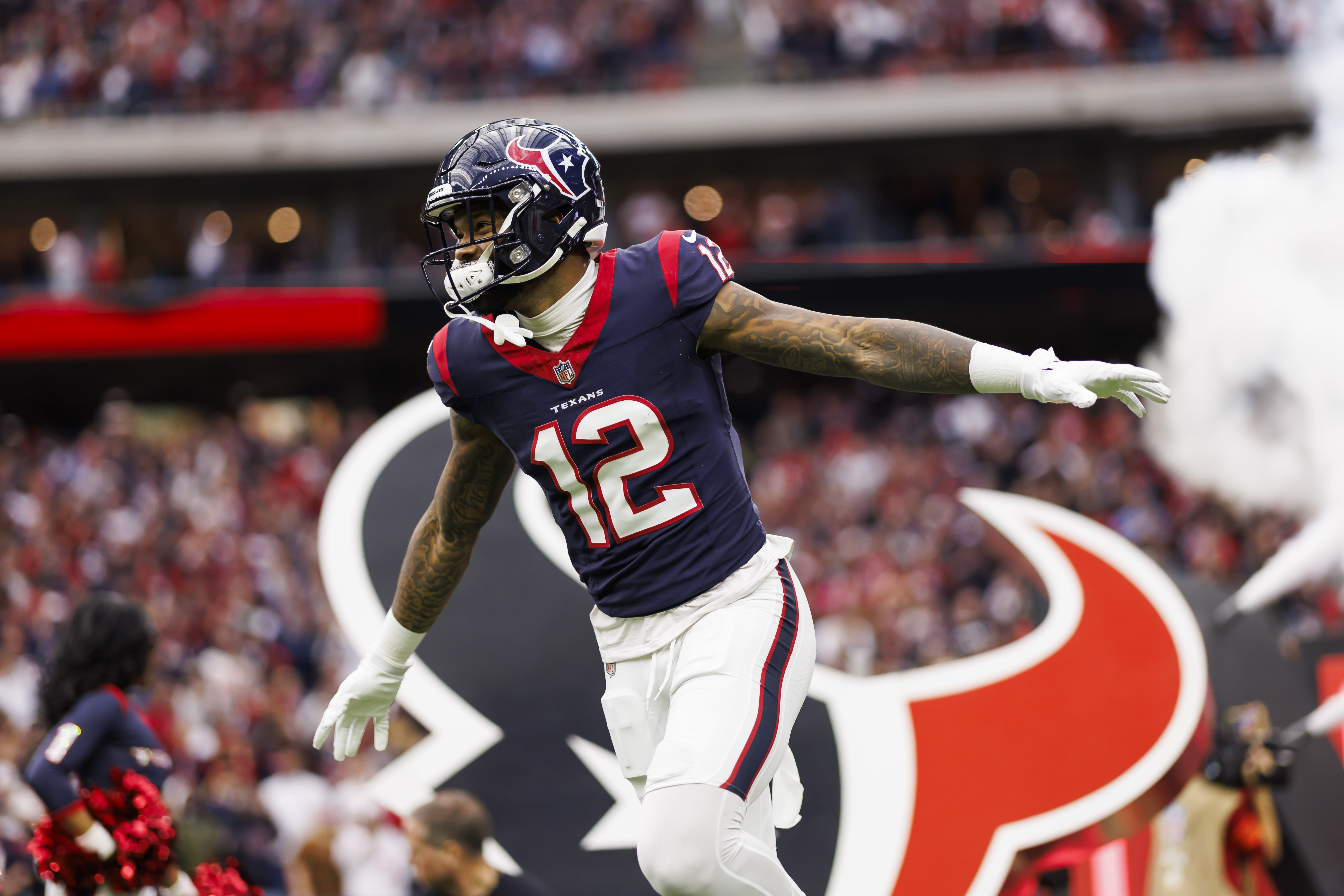 Reports: Texans signing WR Nico Collins to $72 million extension
