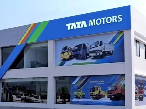 Tata Motors shares zoom past Rs 1,100 level to hit fresh 52-week high; how strong is this upside?