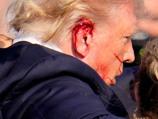 Shocking Photo Captures The Moment A Bullet Whizzed By Donald Trump At Rally