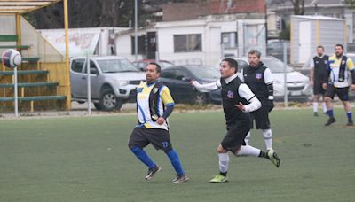 Futbolito senior tiene semifinalistas y corona a sus primeros campeones