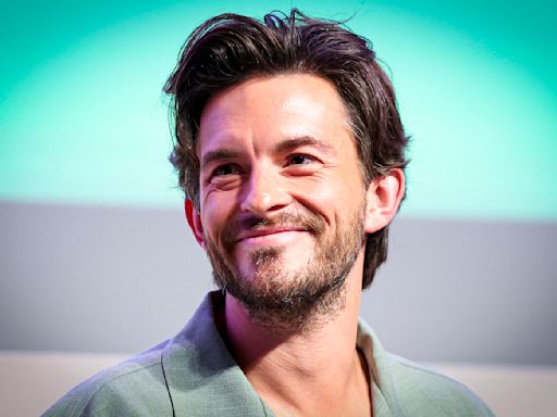 Jonathan Bailey joined 'Heartstopper' Season 3 after asking producer to cast him