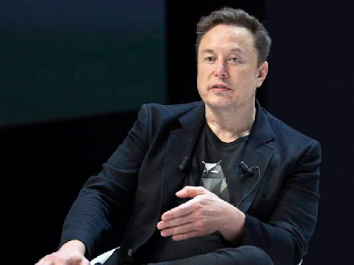 Elon Musk beats $500 million severance lawsuit by fired Twitter workers