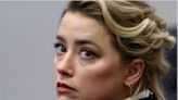 En el medio de su juicio con Johnny Deep, revelan que Amber Heard fue acusada de golpear a su exnovia