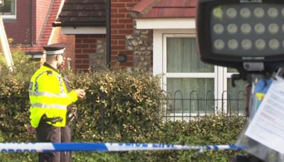 Police officer shot with crossbow in High Wycombe