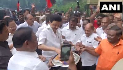 Assembly bypolls 2024: DMK likely to retain Vikravandi seat; Anniyur Siva leads with nearly 40,000 votes