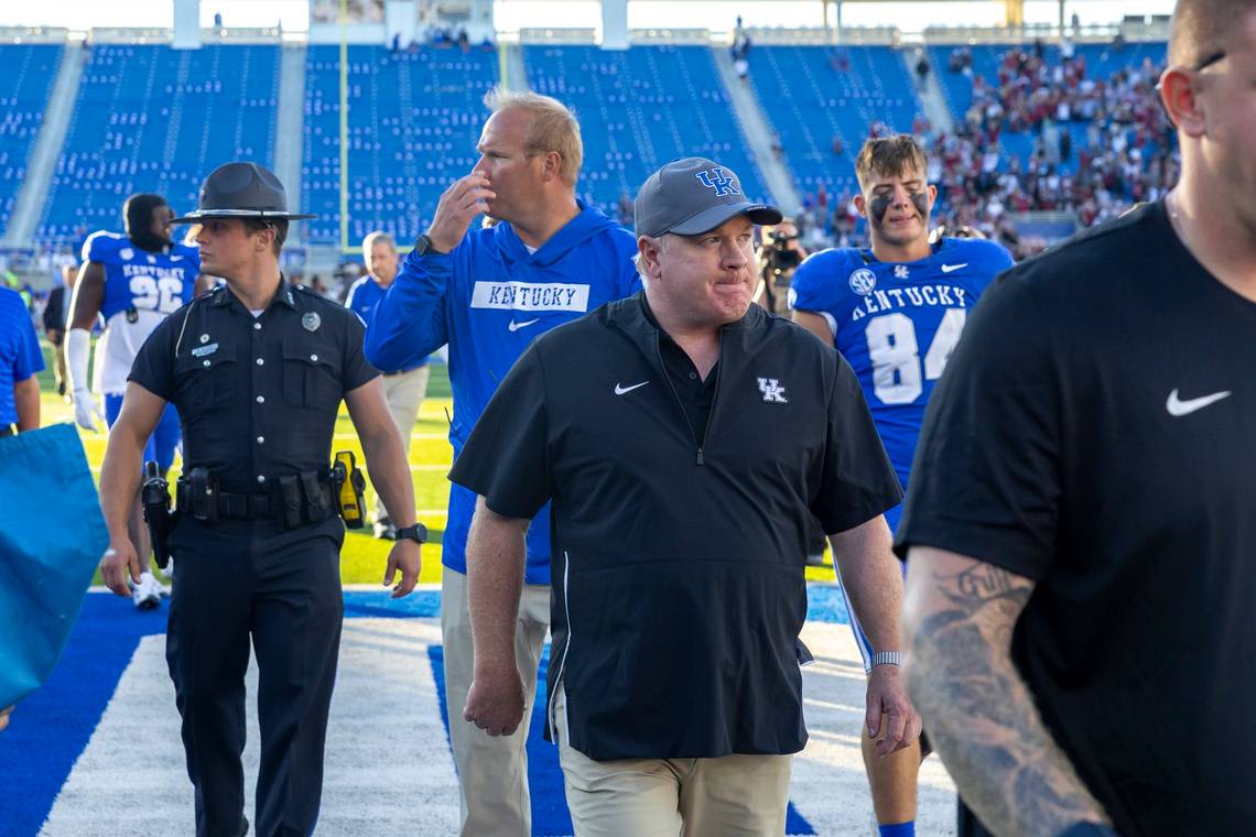 It’s officially time to be worried about the arc of Mark Stoops’ Kentucky football program