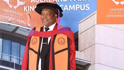 Dr. Pitso Mosimane! The former Bafana Bafana coach honoured with a doctorate by the University of Johannesburg | Goal.com