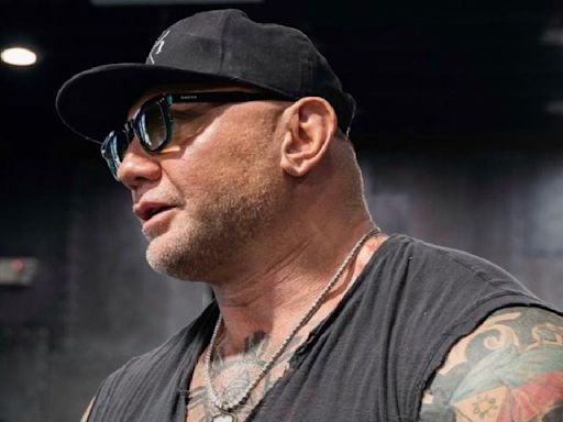 Dave Batista Says He Tries Sneaking His WWE Finisher Batista Bomb Into Every Movie He Does