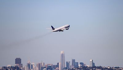 United bids farewell to 32-year-old in-flight entertainment perk