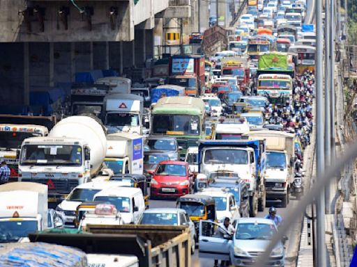 Mumbai Traffic Police Advisory: Traffic Movement Slow Due To Accidents; Check Routes To Avoid