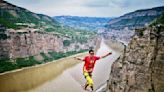 Slackline athlete sets new Asian record