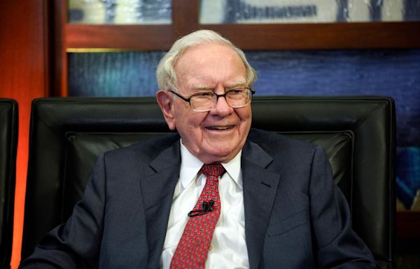 All 41 Stocks Warren Buffett Has In Berkshire Hathaway's Portfolio