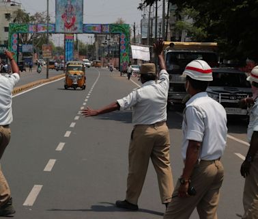 ’Watch and Go’: Google Maps in Bengaluru now tells people where traffic cops are, netizens in splits | Today News