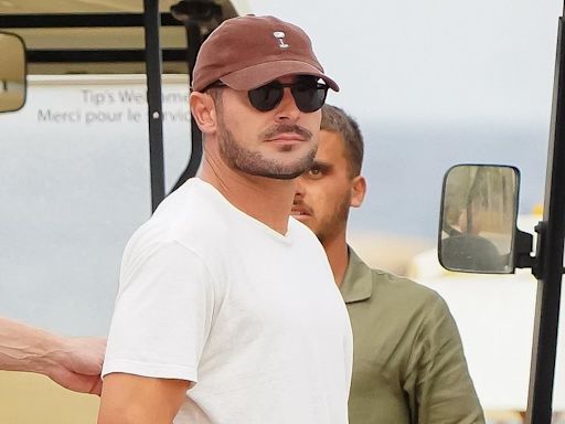 Zac Efron stylishly continues his St. Tropez holiday with friends